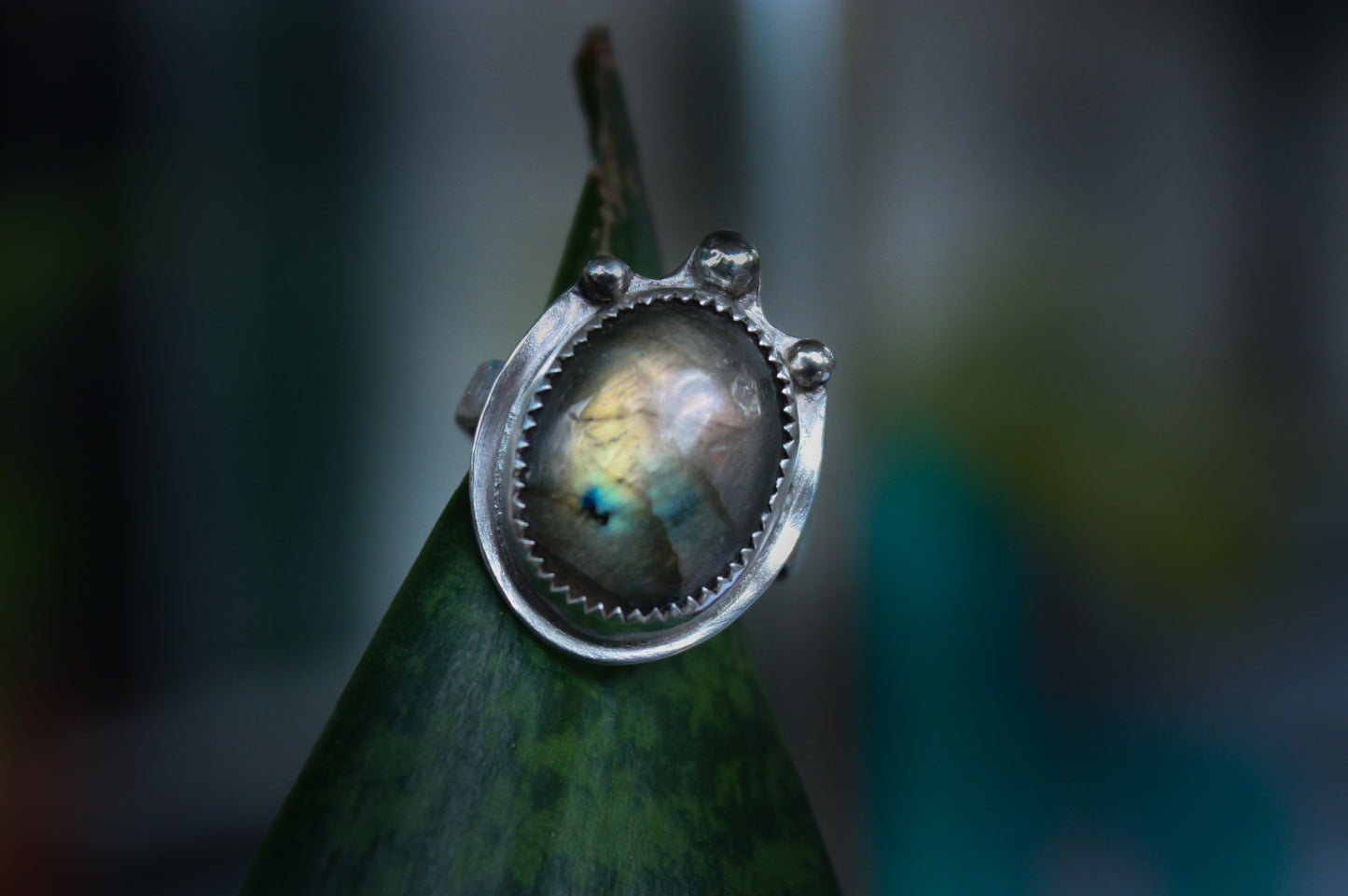 Beaded Crown Labradorite Ring