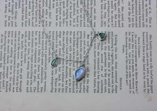 Three Stone Necklace