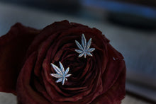 Load image into Gallery viewer, Small Leaf Studs
