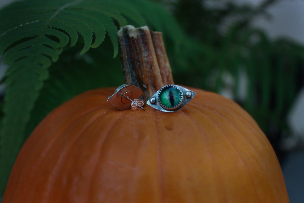 Cat Eye Studs