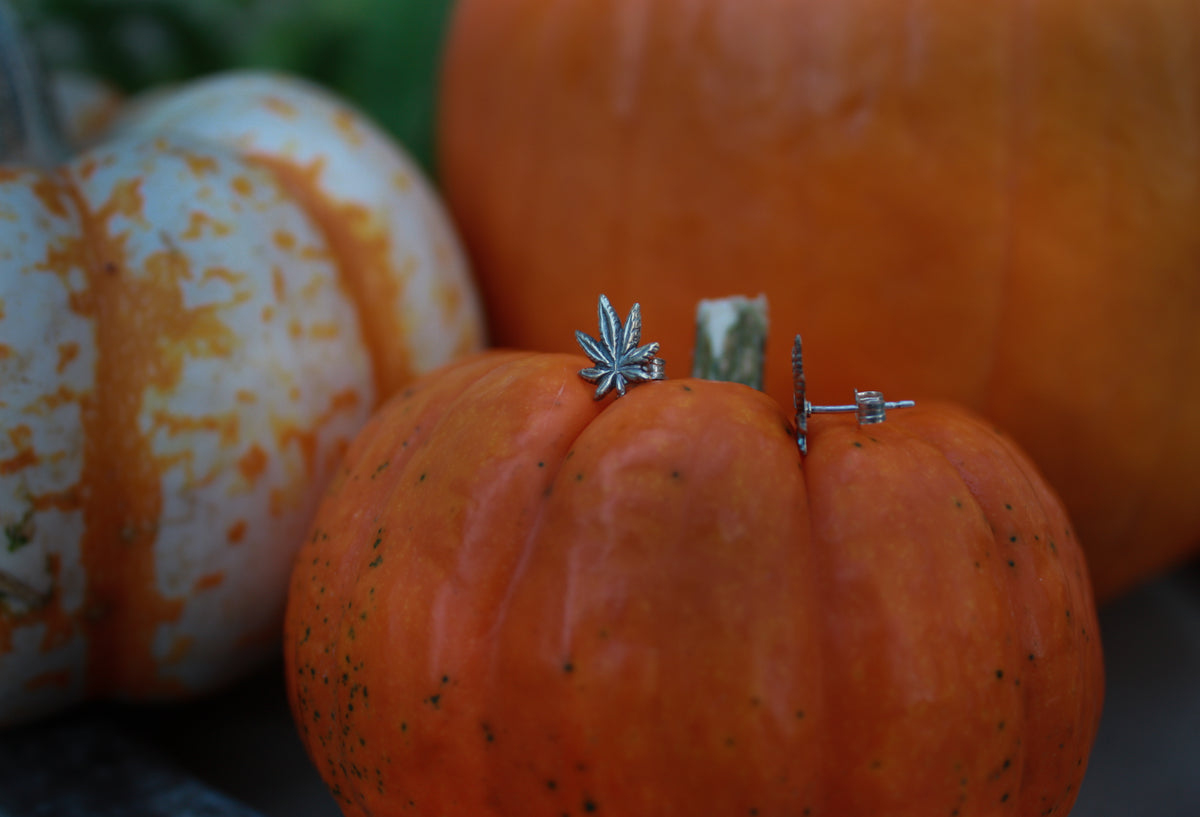 Small Leaf Studs
