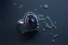 Load image into Gallery viewer, Beaded Band Amethyst Ring
