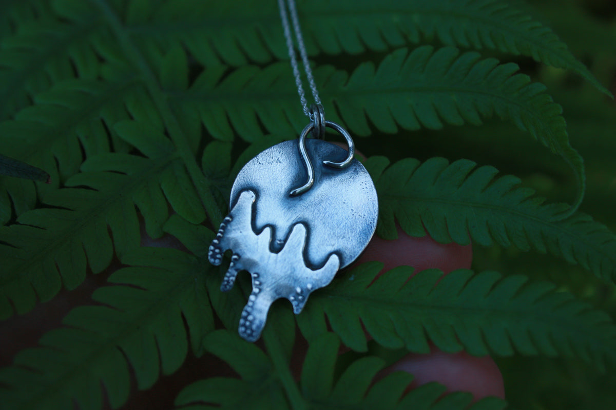 Melting Mars Necklace